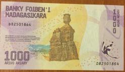 MADAGASKAR 1000 ARIARY ÇİL KAĞITPARA