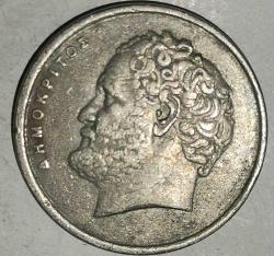 YUNANİSTAN 1984  10 DRAHMİ