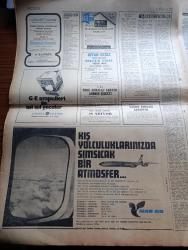 Milliyet Gazetesi - 25 Aralık 1970 - İçişleri Bakanı Menteşeoğlu Daha Bazı Dernekler Kapatılacak Dedi - Biri Mustang Biri De Anadol Olan İki Ayrı Otomobilin Plakaları Aynı 34 HC 525 - Edebiyat Fakültesi Dekanı Profesör Sırrı Erinç İstifa Etti Fakülte Kapatıldı - Rauf Denktaş'a Karşı Gösteri Yapıldı - İstanbul Belediyesine Para Bulmak İçin Aksaray Geçidinde 146 Dükkan Satılabilir - Türk Hukuk Kurumu MİT Temel Hakları Hiçe Sayıyor - Komünist Usulü Nöbet Değişimi Yazan Metin Toker - Ünlü Casus Çiçero Öldü - Evli Bir Kadının Günlüğünden Yazan Peride Celal Yazı Dizisi - Karaoğlan Yazan Ve Çizen Suat Yalaz - Hoş Memo Karikatür Çizen Al Capp - Johnny Hazard Çizen Frank Robbins - Sahne Aşkları Çizen Leonard Starr - Maruf Bey Çizen Martin - Murat Davman'ın Son Macerası İki Kere İki On İki Eder Yazan Ümit Deniz Yazı Dizisi - Kruşçev'in Anıları Yazı Dizisi - Halter Şampiyonasında Balkan İkincisi Olduk - 4 Dünya 2 Balkan 1 Türkiye Rekoru Kırıldı