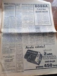 Milliyet Gazetesi - 25 Aralık 1970 - İçişleri Bakanı Menteşeoğlu Daha Bazı Dernekler Kapatılacak Dedi - Biri Mustang Biri De Anadol Olan İki Ayrı Otomobilin Plakaları Aynı 34 HC 525 - Edebiyat Fakültesi Dekanı Profesör Sırrı Erinç İstifa Etti Fakülte Kapatıldı - Rauf Denktaş'a Karşı Gösteri Yapıldı - İstanbul Belediyesine Para Bulmak İçin Aksaray Geçidinde 146 Dükkan Satılabilir - Türk Hukuk Kurumu MİT Temel Hakları Hiçe Sayıyor - Komünist Usulü Nöbet Değişimi Yazan Metin Toker - Ünlü Casus Çiçero Öldü - Evli Bir Kadının Günlüğünden Yazan Peride Celal Yazı Dizisi - Karaoğlan Yazan Ve Çizen Suat Yalaz - Hoş Memo Karikatür Çizen Al Capp - Johnny Hazard Çizen Frank Robbins - Sahne Aşkları Çizen Leonard Starr - Maruf Bey Çizen Martin - Murat Davman'ın Son Macerası İki Kere İki On İki Eder Yazan Ümit Deniz Yazı Dizisi - Kruşçev'in Anıları Yazı Dizisi - Halter Şampiyonasında Balkan İkincisi Olduk - 4 Dünya 2 Balkan 1 Türkiye Rekoru Kırıldı