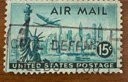 Amerika Birleşik Devletleri Pulu - USA Stamp - Mektup Zarfından Kesilmiş  / Postadan Geçmiş Pul Filateli - Damgalı - ÖZGÜRLÜK ANITI TEMALI NEW YORK ŞEHRİ PULU , 15 PARA - YABANCI PULLAR-NOSTALJİK DOĞUM GÜNÜ HEDİYESİ