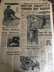 YENİ SABAH GAZETESİ 6 ŞUBAT 1964 YIL :26 SAYI :8946---Kıbrıs da ki 1700 Amerikalı Tahliye Edildi ---Rumlar muhabirimiz Alper Genç i kaçırdı --Prenses İrene aşkı uğruna tacı terk etti --Mutlaka Türkiye ye geleceğim ---Bir otobüs  Oltu Çayına yuvarlandı ,5 ölü var ---İstanbul Hemşehrisi :Siyavuşgil ---Sinemalar ,Tiyatrolar : Atlas : Gangsterin Sevgilisi ,Emek :Kırmızı Dudaklar ,Konak : Aşka Davet ---Senato da dün sigaraların çok bozulduğundan şikayet edildi --Yılda 14 milyon ton kaçak odun yakılıyor --Ümitler Adalet i 5-0 Yenerken Ümit Verdiler --Beykoz Beşiktaş a boyun eğmeyecek ---Amatör Milli Takım Yeniden Tespit Edildi --Beşiktaş da karar  günü ---Göztepe Eken e 1000 lira ceza verdi ---Çağlayangil S.Koçaş a cevap verdi --Hükümet ,Sunay ın da katıldığı toplantıda  Papaz ın cevabı  ile son durum inceledi ---Kıbrıs için genel görüşme açılmayacak --Atina da yine NATO aleyhine nümayiş yapıldı --