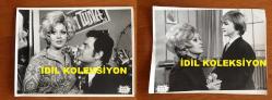 SEVİM TUNA'NIN YEŞİLÇAM'DAN BÜYÜK BOY ORİJİNAL 2'Lİ FOTOĞRAF SETİ - 24 x 18 cm EBADINDA - SİYAH & BEYAZ - ''ANA KALBİ'' (1969) ADLI FİLMDEN SEVİM TUNA, TANJU GÜRSU ve ÖMERCİK'İN YER ALDIĞI 2 SAHNEDEN SETTE ÇEKİLMİŞ 2 GÜZEL KARE - 1960'LARDAN 2 FOTOĞRAF