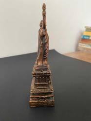 Özgürlük Heykeli bronz döküm termometreli