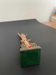 Özgürlük Heykeli bronz döküm termometreli