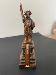 Özgürlük Heykeli bronz döküm termometreli