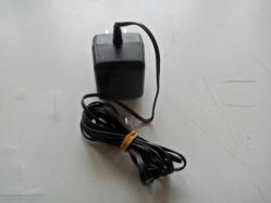 9.3V 210MA     ADAPTÖR SORUNSUZ ADAPTÖR   (ORH-DEMİR SEPET 1)