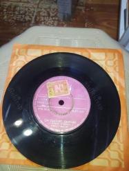 Enrico Macias - Oh Guitare, Guitare / Ma Maison, Ma Maison / 45'lik