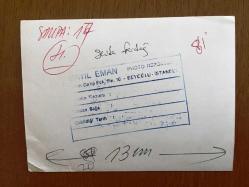 YEŞİLÇAM'IN YILDIZI SEVDA FERDAĞ'IN ORİJİNAL 4'LÜ FOTOĞRAF SETİ - 18 x 12 cm, 16 x 12 cm, 13 x 12 cm, 16 x 7 cm EBADINDA 4 ADET FOTOĞRAF - SİYAH & BEYAZ - SEVDA FERDAĞ EVİNDE ELBİSELERİNİ VALİZE DİZERKEN ÇEKİLMİŞ 4 ÖZEL KARE - 1960'LARDAN 4 FOTOĞRAF