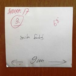 YEŞİLÇAM'IN YILDIZI SEVDA FERDAĞ'IN ORİJİNAL 4'LÜ FOTOĞRAF SETİ - 18 x 12 cm, 16 x 12 cm, 13 x 12 cm, 16 x 7 cm EBADINDA 4 ADET FOTOĞRAF - SİYAH & BEYAZ - SEVDA FERDAĞ EVİNDE ELBİSELERİNİ VALİZE DİZERKEN ÇEKİLMİŞ 4 ÖZEL KARE - 1960'LARDAN 4 FOTOĞRAF