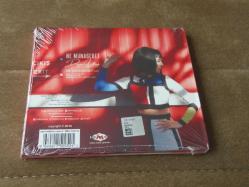 DERYA ULUĞ - NE MÜNASEBET -- DÖNEM BASKISI SIFIR AÇILMAMIŞ AMBALAJINDA MÜZİK CD SİDİR.