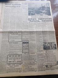 Vatan Gazetesi - 2 Temmuz 1949 - Suriye İntibaları 1 Yazan Ahmet Emin Yalman Köşe Yazı Dizisi - Ticaret Serbestisine Doğru İlerlemeler- Siyasi Havadaki Gerginlik Azaldı - Sabahattin Ali'nin Kartını Alan Talebeler Yakalandı - Neyzen Tevfik 70 Yaşında - Seçim Kanunu İlmî Heyeti - Marshall Planı İle Getirilen Ziraat Alet ve Makineleri - İslamistan - İngiliz Lirasının Kıymeti Ne Zaman Düşürülecek - Denizcilik Bayramı Dün Kutlandı - Osmanoğulları Yazan Feridun Fazıl Tülbentçi Yazı Dizisi - Pasolar Kaldırıldı - Cürüm Ve Ceza Yazan Avukat Mehmet Ali Sebük Köşe Yazısı - İzmir Ve Malatya'da Da Radyo İstasyonları Kurulacak - Adalet Bakanı Fuat Sirmen - Türkiye Tenis Birincilikleri - Bursa'ya Giden Futbolcular - Ankara Vapurundaki Kutlama Merasimi Yazan Ecvet Güresin - Tissot Saatleri - Case Ziraat Makineleri - Ogar Motosiklet - Üstad Münir Nurettin Selçuk Aheste Çek Kürekleri Plak