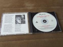 RUHİ SU - SEFERBERLİK TÜRKÜLERİ VE KUVAYİ MİLLİYE DESTANI//YUNUS EMRE -SIFIR AYARINDA DÖNEM BASKISI MÜZİK CD SİDİR.