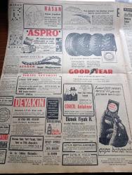 Vatan Gazetesi - 17 Temmuz 1949 - Mühim Bir Rapor Yazan Ahmet Emin Yalman Köşe Yazısı - Demokratlar Nihat Erim'e Cevap Veriyor - Kütahya Milletvekili Adnan Menderes Nihat Erim CHP İle Hükümetin Hareket Birliğini Temine Çalışıyor Dedi - Vatan Haini Molla Mustafa'nın Yardakçılığını Yapan Ajanlar İstanbul'da Ve Diyarbakır'da Faaliyette Bulunuyor - Katolik Ortodoks Kiliselerinin Komünizme Müşterek Cephesi - Tek Tip Ekmek Yarın Çıkıyor - Dışişleri Bakanı Necmettin Sadak'ın Marshall Planı Hakkında Beyanatı - Berlin Oteli Yazan Vicki Baum Yazı Dizisi - Geçmişte Bugün Tırnova'nın Zaptı Yazan Feridun Fazıl Tülbentçi Yazı Dizisi - Amerika'nın İstiklali Yazan Doktor Tarık Zafer Tunaya Köşe Yazısı - Edebiyat Fakültesi Yeni Bir Tarih Mecmuası Çıkaracak - Nehru'ya Suikast - Dünyaca Tanınmış Sofia Vembo'nun Konseri - Elektrik Asrının Mucizeleri - Amerika'dan Vatana Yazan Altemur Kılıç Yazı Dizisi - Eski Sovyet Albayı Tokayev'in İfşaatı - Türk Kriminoloji Enstitüsü