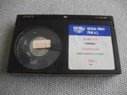 1 - BETA - SADECE KASET - YABANCI - KADİR İNANIR - HÜLYA AVŞAR