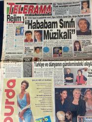 SABAH MELODİ GAZETESİ VE SABAH TELERAMA GAZETESİ KADINLARA ÖZEL - 6 Temmuz 1994 -Hababam Sınıfı Müzikali-Karikatürler-Walt Disney/Boncuk-Mort Walker-Dick Browne/Bizim Aile-Tom Armstrong/Marvin-Graham Allen-John Dodd/Kral Kedi-Süleyman Turan/Dön Artık-Astroloji-Bülent Kısa-Klinik-Meltem Pusat-Telerama Programı-Sabah Filmleri-Öğlen Filmleri-Akşam Filmleri-Erdoğan Sevgin-Yıldırım bekçi-Şener Şen-Rıfat Ilgaz-İlyas Salman-Ali kırca--Ayşegül Aslan-Ebru Gündeş-muazzez abacı-burada dergisi-Ali Öztürk-Yıldız Tilbe-aziz Ahmet-Derya Baykal--Şevket Altuğ-Adile Naşit-Ahmet gülhan-Ayşen Gruda-Aydın Arun-İbrahim Tatlıses-Hülya Avşar—Emrah-Orhan Oğuz-Uğur Yücel-Ayşegül Aldinç-olgun Şimşek-Özdemir han—yelda Kara—nesrin balkıs-TRT Genel müdürü Profesör Tayfun Akguner-Esquize dergisi-Nurhan Damcıoğlu-Zafer ergin-güneri Civaoğlu-Aut Tuğba-Salih Güney-Faruk Peker-Orçun Sonat-gönül hancı-Ekrem Bora-Ajda Pekkan-Carl Benstein-John Frankenheimer