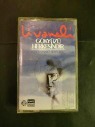 ZÜLFÜ LİVANELİ - GÖKYÜZÜ HERKESİNDİR kaset