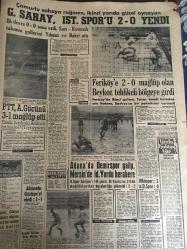 YENİ SABAH GAZETESİ 2 ŞUBAT 1964 YIL :26 SAYI :8942---Amerika nın  teklifini kabul ettik ---AP sözcüsü ,yeni vergilerin halkı ezeceğini  söyledi ---Spaak arabulucu adayı--Rumlar mayın döşüyor --Kıbrıslı Türkler Fenerbahçeli oldu --Güneydoğu da Anadolu da şiddetli  kış  hüküm sürüyor --Antrenör Szekelly 140 ay hapis  yatacak ---Huzur  kumkuması : Siyavuşgil --Johnson un planı Rusya  tarafından dün kabul edildi --Kanserci  Doktor un aletlerine el kondu ---Galatasaray ,İst .Sporu 2-0 Yendi --Feriköy e 2-0 mağlup olan Beykoz tehlikeli  bölgeye girdi --PTT ,A.Gücünü 3-1 Mağlup Etti --Adana da Demirspor galip Mersin de  İd.Yurdu berabere --Ülküspor :2 iz.D.Spor :0 ---Nerde o Ramazan  eğlenceleri ---Ve Zeki Müren le G.Arsoy  öpüştüler ---Sevim Erdi ,Erol Deranla evlendi --Fenerbahçeliler Galatasaraylı Tarık hemen her maçta  sakatlanıyorlar --Nasıl Meşhur Oldular ?--Tokyo da herşey  hazır ---Bizim kardan adamlar ne yapacak ?--Makarios Diretiyor --Suni gübre fiyatına zam yapılıyor --