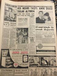 YENİ SABAH GAZETESİ  14 ŞUBAT 1963 YIL :25 SAYI :8596---Irak da bir garnizon isyan etti ,ölü sayısı :3000 ---Dışardaki Iraklılar İhtilal Takbih Etti ---50 Milyon liralık bir yardım aldık ---Meclisin  tatilleri 24 milyona mal oldu ---İşçilerin grevi  bir anarşi aldı ---Mahalli seçimler nisbi temsille yapılamayacak ---Uç Öğretmen : Siyavuşgil --Ası nehri taştı  ,Amik Ovası sular altında --Yüksel Usta nın bir de şiir  derdi var --12 Saat içinde üç çocuk doğurdu --Bir baba 5 çocuğunu öldürdü ---Namzet Milli Kadro Dün Tesbit Edildi --İkinci Küme Namzetleri Bugün Deplasmana Çıkıyor --Gazanfer Bilge Güreş Antrenörleri Kifayetsiz Dedi ---İtalya  B.Millileri Dün Covercıano Toplandı ---Basketbol de Fenerbahçe D.Şafaka Cumartesi Günü Karşılaşıyorlar ---Ç.E.K da ki tecavüz  olayı  tahkikat genişliyor ---