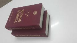 TDK Türk Dil Kurumu TÜRKÇE SÖZLÜK cilt : 1-2 / Takım .. (BEZ CİLTLİ) .. (9.baskı-1998) .. CUMHURİYETİN 75. YILI baskısı