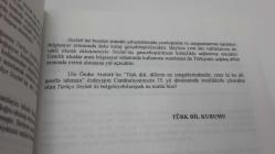 TDK Türk Dil Kurumu TÜRKÇE SÖZLÜK cilt : 1-2 / Takım .. (BEZ CİLTLİ) .. (9.baskı-1998) .. CUMHURİYETİN 75. YILI baskısı
