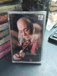 Efemera - CAHİT BERKAY - FİLM MÜZİKLERİ VOL. 3 - YAPRAK DÖKÜMÜ - YILDIZLAR GECE BÜYÜR - KASET [ambalajlı] - kitantik - kitaLog