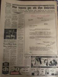 YENİ SABAH GAZETESİ 5 ŞUBAT 1963 YIL :25 SAYI :8587--Kaza kurbanları bugün defnediliyor --AP ye göre : Çarık ,sapan ve kağnı  devri geri geliyor --Bir anne oğlunu yanık kravattan tanıyabildi --Kars da suhunet  -29 a kadar düştü ---İşsiz koca çalışan  kapı komşunun karısıyla kaçtı ---11 Yankesici kadın 5000 lira ziyan etti---Hayat seviyesi : Siyavuşgil --İftar topunu geç attı diye öldürüldü --İtalyanlar B Kadro ile Geliyorlar --Davis Kupasındaki Rakibimiz : İsrail ---Beşiktaş bu hafta Ankara deplasmanına çıkacak --M.Paşa Stadına Bir Revir Kuruluyor --Fenerbahçe ,stad için proje hazırlıyor ---CHP Mallarını kurtarmağa  çalışıyor --Kopan Boğaz Hattı Bugün Gerileyecek ---Dün akşama kadar 82 cesetten 75 inin hüviyeti tespit edilebildi --
