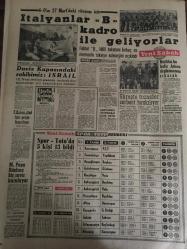 YENİ SABAH GAZETESİ 5 ŞUBAT 1963 YIL :25 SAYI :8587--Kaza kurbanları bugün defnediliyor --AP ye göre : Çarık ,sapan ve kağnı  devri geri geliyor --Bir anne oğlunu yanık kravattan tanıyabildi --Kars da suhunet  -29 a kadar düştü ---İşsiz koca çalışan  kapı komşunun karısıyla kaçtı ---11 Yankesici kadın 5000 lira ziyan etti---Hayat seviyesi : Siyavuşgil --İftar topunu geç attı diye öldürüldü --İtalyanlar B Kadro ile Geliyorlar --Davis Kupasındaki Rakibimiz : İsrail ---Beşiktaş bu hafta Ankara deplasmanına çıkacak --M.Paşa Stadına Bir Revir Kuruluyor --Fenerbahçe ,stad için proje hazırlıyor ---CHP Mallarını kurtarmağa  çalışıyor --Kopan Boğaz Hattı Bugün Gerileyecek ---Dün akşama kadar 82 cesetten 75 inin hüviyeti tespit edilebildi --