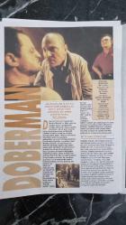 HAFTALIK ANTRAKT SİNEMA GAZETESİ -- 16 -- 22 OCAK 1998 -- ÇAKAL ; BRUCE WILLIS , RICHARD GERE , SİDNEY POİTİER , DİANE VENORA , MATHİLDA MAY -- DOBERMANN ; TCHEKY KARYO , VINCENT CASSEL , MONICA BELLUCCI, PATRİCK ROCCA  -- JENERİK - NAJAT ÇELİK , PÜF NOKTASI -- ALİCİA SİLVERSTONE -- CAMERON DİAZ -- ROBERT DE NİRO -- EŞKİYA'NIN AVRUPA TURU DEVAM EDİYOR -- BAK ŞU ŞARKI SÖYLEYENE , DON JOHNSON -- GÜÇLÜLER BÖLGESİ ; SYLVESTER STALLONE, HARVEY KEITEL , RAY LIOTTA , ROBERT DE NİRO -- ÇÖKERTME ; TUNCEL KURTİZ , ŞEMSİ İNKAYA , TUNCER NECMİOĞLU , KUZEY VARGIN VE NİLÜFER  AYDAN -- YURTTAŞ KANE ; ORSON WELLES , JOSEPH COTTEN , DOROTHY COMİNGORE , EVERETT SLOANE , RAY COLLİNS , PAUL STEWART -- ANTRAKT ; CÜNEYT İNGİZ , ORMAN KAÇKINI ..