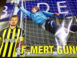 MERT GÜNOK POSTERİ, ORİJİNAL BASKI  - 67 x 48 cm EBADINDA - FENERBAHÇE'DE OYNADIĞI DÖNEMDEN KALECİ FEHMİ MERT GÜNOK POSTERİ