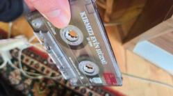 D-100 KIRMIZI EVİN HÜZNÜ KASET