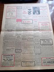 Zafer Gazetesi - 18 Ağustos 1954 - Yeraltı Muhalefetine Yazan Mümtaz Faik Fenik Köşe Yazısı - Konya Ve Amasya Şeker Fabrikaları Da Açılıyor - Yeniden Üç Firmaya Petrol Arama Müsaadesi Veriliyor - Atatürk Üniversitesine Dair Celal Yardımcı'nın Zafer'e Beyanatı - Reisicumhur Celal Bayar'ın Davetlisi Olarak Atatürk'ün Hayatını Filme Çekmek İçin Gelecek Olan Aktör Douglas Fairbanks - Urfa Valisi Nedim Evliya Beraat Etti - Irz Düşmanları Yazanlar Orhan Seyfi Orhon - Gençliğimin Rüzgarı Yazan Mükerrem Kamil Su Yazı Dizisi - İkiz Dünya Başka Alemlerde Bir Macera Çizgi Roman - Girgin BİM'in Harikulade Maceraları Çizgi Roman - Ölüm Hücresi 2455 Yazan Caryl Chessman Yazı Dizisi - İsimsiz Sevgili Foto Roman - Amerika'da Casuslar İçin Ölüm Cezası - Merzifon'da Musiki Cemiyeti Kuruldu - Nermin Yakar Konseri - Parker Ouink