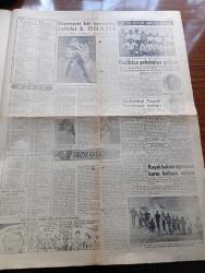 Zafer Gazetesi - 30 Aralık 1954 - Mısır'da Zirai Reform Yazan Mümtaz Faik Fenik Köşe Yazısı - Başvekil Adnan Menderes Türk Arap Dostluğunu Daha Da Kuvvetlendirmiştir - Başvekil Adnan Menderes'in İstanbul'da Tetkikleri - Ürdün Sefiri Ekselans Abdülmecid'in Beyanatı - Mahsul Devresi İçin Tedbirler Alınıyor - Fransız Hükümeti Bugün Güven Oyu İsteyecek - Troçki'nin Katili Jacques Mornand Yakında Serbest Bırakılacaktır - Ayın Ondördü Yazan Refik Halid Karay Yazı Dizisi - Kanserin İlacı Yazan Orhan Seyfi Orhon Köşe Yazısı - Silvana Panpanini Çevirmiş Olduğu Filmlerin Birinde Cüretkar Bir Sahne Fotoğraf - Şerefli İhanet Yazanlar F. Owen H. Franke - Efsanevi Bir Servetin Sahibi S. Onasis - Beşiktaş Ankara'ya Geliyor - Kayak Hakem Öğrenen Kursu Haftaya Açılıyor - Basketbol Teşvik Turnuvası Notları - Ankara İstanbul İzmir Radyosu Programı - Nigar Uluerer Gümüş Palas Aile Salonunda