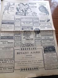Cumhuriyet Gazetesi - 31 Mart 1954 - Şahsiyet Aranıyor Yazan Doğan Nadi Köşe Yazısı - Cumhuriyet Seçim Ekibi Yarından İtibaren Faaliyete Geçiyor Fotoğraf - CHP'nin Merkez Adayları Dün Belli Oldu - Sigara Ve İçkiye Düşkün Kadınlar Çoğalıyor - Kar Hadlerinin Kararnamesi İptal Edildi - İstanbul Üniversitesi Münazara Turnuvasına Dün Devam Edildi - İtalyan Sinema Yıldızları Yvonne Sanson Elenaore Ruffo Ve Lia Di Leo Basın Toplantısı İçin Yarın Geliyorlar - İnce Memed Yazan Yaşar Kemal Yazı Dizisi - Migros'un Kurulmasıyla İle İlgili Son Toplantı Bugün - Notre Dame'da Başıboş Düşünceler Yazan Ahmet Hamdi Tanpınar Köşe Yazısı - İran Petrolleri Yakında İşletmeye Açılıyor -  Efes'e 300 Fransız Hacısı Geliyor - Brezilya'nın Desportes Takımı Bu Akşam Geliyor - Borsa - Golf Atletizmden Daha Zormuş - Sarayların Aşk İlahesi Desiree Yazan Annemarie Selinko Yazı Dizisi - Büyük Adli Hatalar Taassubun Zaferi Çeviren Mazhar Kunt - Meraklı Resimler - Profesör Nimbüs'ün Maceraları - Melek Sineması
