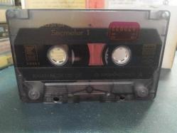 HASRET GÜLTEKİN - SEÇMELER 1 - KASET [1994 Kalan Müzik - kırmızı bandrol]