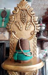 KAVUKLUK. EL OYMA İŞÇiLiKLi AĞAÇ LAMBALIK-KAVUKLUK.ESKİ DÖNEM KAVUKLUK ÖLÇÜ:72*23 CM.