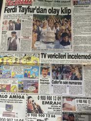 SABAH MELODİ GAZETESİ VE SABAH TELERAMA GAZETESİ KADINLARA ÖZEL - 28 Eylül 1994 -Karikatürler-Walt Disney/Boncuk-Mort Walker-Dick Browne/Bizim Aile-Tom Armstrong/Marvin-Graham Allen-John Dodd/Kral Kedi-Süleyman Turan/Dön Artık-Astroloji-Bülent Kısa-Klinik-Meltem Pusat-Telerama Programı-Sabah Filmleri-Öğlen Filmleri-Akşam Filmleri-Erdoğan Sevgin-Ali Öztük-Gene Hackman-Michael Douglas-İzzet Öz-Tarkan-Elif Dağdeviren-Zeki Alasyanın çinden gelen köpeği Moruk-Bulut Ayçiçek Yapı-Türkan Şoray-Sevin Tuna-Kadınlar Matinesi-Oryantal Dilara-Metin Coşkun-Nejat Uygur-Müfit Can Saçıntı-Süleyman Demirel-Ferdi Tayfur Fadimenin Düğünü Klibi-Erhan Akyıldız-Bizimkiler-Nesrin Balkıs-Alo Amiga-Emrah-Kervan Çeyiz-Sevim Tuna-Tolga Savacı-Nurseli İdiz-Berklan Algan-Ayla Algan-Türkan Şoray-Can Gürzap-Metres-Kurban-Ahu Tuğba-Jackie Chan-Fulden Uras