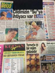 SABAH MELODİ GAZETESİ VE SABAH TELERAMA GAZETESİ KADINLARA ÖZEL - 28 Eylül 1994 -Karikatürler-Walt Disney/Boncuk-Mort Walker-Dick Browne/Bizim Aile-Tom Armstrong/Marvin-Graham Allen-John Dodd/Kral Kedi-Süleyman Turan/Dön Artık-Astroloji-Bülent Kısa-Klinik-Meltem Pusat-Telerama Programı-Sabah Filmleri-Öğlen Filmleri-Akşam Filmleri-Erdoğan Sevgin-Ali Öztük-Gene Hackman-Michael Douglas-İzzet Öz-Tarkan-Elif Dağdeviren-Zeki Alasyanın çinden gelen köpeği Moruk-Bulut Ayçiçek Yapı-Türkan Şoray-Sevin Tuna-Kadınlar Matinesi-Oryantal Dilara-Metin Coşkun-Nejat Uygur-Müfit Can Saçıntı-Süleyman Demirel-Ferdi Tayfur Fadimenin Düğünü Klibi-Erhan Akyıldız-Bizimkiler-Nesrin Balkıs-Alo Amiga-Emrah-Kervan Çeyiz-Sevim Tuna-Tolga Savacı-Nurseli İdiz-Berklan Algan-Ayla Algan-Türkan Şoray-Can Gürzap-Metres-Kurban-Ahu Tuğba-Jackie Chan-Fulden Uras