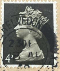 İngiltere Pulu - England Stamp - Mektup Zarfından Kesilmiş  / Postadan Geçmiş Pul Filateli - Damgalı - KRALİÇE II. ELIZABETH, 4 PARA - YABANCI PULLAR -NOSTALJİK DOĞUM GÜNÜ HEDİYESİ