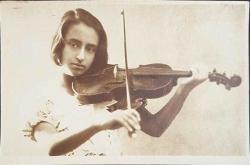 Efemera - MÜZİK TARİHİ - 1935 YILI FOTO TALAT SAMSUN DAMGALI KEMAN ÇALAN KADIN GENÇ KIZ GÖRSELLİ SİYAH BEYAZ FOTOĞRAF - kitantik - kitaLog
