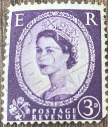 İngiltere Pulu - England Stamp - Mektup Zarfından Kesilmiş  / Postadan Geçmiş Pul Filateli - Damgalı - KRALİÇE II. ELIZABETH, 3 PARA - YABANCI PULLAR -NOSTALJİK DOĞUM GÜNÜ HEDİYESİ
