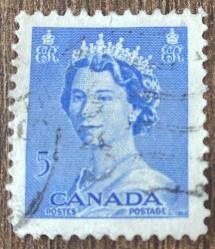 Kanada Pulu - Canada Stamp - Mektup Zarfından Kesilmiş  / Postadan Geçmiş Pul Filateli - DAMGALI - KRALİÇE TEMALI KANADA PULU, 5 PARA - YABANCI PULLAR-NOSTALJİK DOĞUM GÜNÜ HEDİYESİ