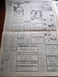 Cumhuriyet Gazetesi - 21 Nisan 1954 - Zeki Müren Tam Sayfa Konser İlanı - Küçük Bir Misal Yazan Nadir Nadi Köşe Yazısı -  Başbakan Adnan Menderes Dün Trabzon'a Gitti - 12 Adalarda Irkdaşlarımıza Baskı Artıyor - Celal Bayar Dün Bursa'da Bir Konuşma Yaptı - Akçadağ Kazası Sular Altında Kaldı - Amerikalı Atom Alimi Profesör Campton'un Dünkü Konferansı - 1954 Sinema Festivali Yazan Aydemir Balkan Yazı Dizisi - Ölümünün 1000. Yıldönümü Münasebetiyle İbni Sina Yazan Ordinaryüs Profesör Kazım İsmail Gürkan - İnce Memed Yazan Yaşar Kemal Yazı Dizisi - Yunanistan'ın Kıbrıs İçin Yapacağı Teşebbüs - Burhan Felek Köşe Yazısı - Üniversite Spor Kulübünün Kongresinde Kavga Çıktı - Büyük Adli Hatalar Bir Rezalet Çeviren Mazhar Kunt Yazı Dizisi - Adıyaman'lı Bir İhtiyar Demokrat Parti Uğruna Kurban Olayım - Yurtta Seçim Mücadelesi İntibaları - Afyon'da Seçim Mücadelesi Siyasi Olgunluk İçinde Geçiyor - Sarayların Aşk İlahesi Desiree Yazan Annemarie Selinko Yazı Dizisi - Beşiktaş Futbol Takımı
