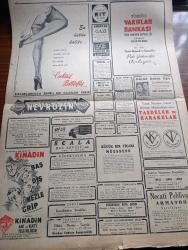 Cumhuriyet Gazetesi - 25 Nisan 1954 - Seslenen Gün Yazan Nadir Nadi Köşe Yazısı - Celal Bayar Dün Diyarbakır ve İskenderun'da Konuştu - İsmet İnönü Samsun'a Vardı - Adnan Menderes İsmet İnönü'nün Sözlerine Dün Samsun'da Cevap Verdi - CHP İktidara Gelirse Kendini Asacak İhtiyar Süleyman Şah - İzmir'deki Çocuk Balosu - Türkiye Pakistan Paktı Ve Suudi Arabistan - Beşiktaş'ın Kasımpaşa İle Berabere Kaldı- Veremden Ölüm Sayısı Azalıyor - İnce Memed Yazan Yaşar Kemal Yazı Dizisi - 1955 Cannes Sinema Festivali Yazan Aydemir Balkan Yazı Dizisi - Ahırkapı Feneri Yazan Hasan Ali Yücel Köşe Yazısı - Galatasaray Bugün Vefa İle Karşılaşıyor - Fransa'da Bir Futbol Skandalı - Büyük Adli Hatalar Koca Katili Çeviren Mazhar Kunt Yazı Dizisi - Doğu'da Seçimi İşine Şeyhlerin Rüyaları Ve Hurafeler Karışıyor Yazan Yaşar Kemal