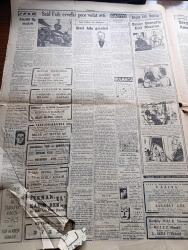 Cumhuriyet Gazetesi - 12 Mayıs 1954 - Said Faik Abasıyanık Evvelki Gece Vefat Etti - Bari Sen Yap Yazan Nadir Nadi Köşe Yazısı - Millet Meclisinin İlk İçtimai İçin Hazırlık - Hindiçinide Komünist Taarruzu Bekleniyor - Fransa'da Hükümet Tehlikede - Amerika'nın Yakın Şark Elçileri Dün Toplandılar - Demirperde Gerisinde Kızılların Korkusu - Bir Amerikan Şirketine Daha Petrol Arama İzni Verildi - Boğazda Asma Köprü - İnce Memed Yazan Yaşar Kemal Yazı Dizisi -  Sovyet Rusya'da Çok Mühim Bir Röportaj Yazan Marshall Mac Duffie Yazı Dizisi - Şehir Hat Vapur Tarifesine Zam Yapılıyor - Macaristan'da Komünist Lider Rakosi'nin Portreleri Bütün Resmi Binalardan Kaldırıldı - Amerika'da McCarthy Aleyhinde Kampanya - Sait Faik Abasıyanık'ın Bir Hikayesi Sivri Ada Geceleri - Büyük Adli Hatalar Eczacı Danval'in Feci Macerası Çeviren Mazhar Kunt Yazı Dizisi -  Tarihte Çapkın Kadınlar 1 Çariçe Katerina Derleyen Hamdi Varoğlu - Sarayların Aşk İlahesi Desiree Yazan Annemarie Selinko Yazı Dizisi