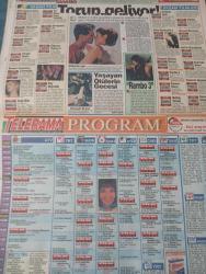 SABAH MELODİ GAZETESİ VE SABAH TELERAMA GAZETESİ KADINLARA ÖZEL -9 Ekim 1994 -Karikatürler-Walt Disney/Boncuk-Mort Walker-Dick Browne/Bizim Aile-Tom Armstrong/Marvin-Graham Allen-John Dodd/Kral Kedi-Süleyman Turan/Dön Artık-Astroloji-Bülent Kısa-Klinik-Meltem Pusat-Telerama Programı-Sabah Filmleri-Öğlen Filmleri-Akşam Filmleri- Filiz Er Süer saçı giy Zambaklar saç çizgi bak şu konuşana-fayans Toker- Kenan Onuk- Burak kut-emrah-yıldız Tilbe- Elçin temel-erdoğan sevgin-Sbaron stone-Zed Tuckleberry- Tuğçe genç-müjdat gezen- sevil Turan- neriman Köksal- üstün Asutay- Meltem Pusat- necla Erol- Madonna-Steve Gutenberg-bubba smith-pamela gidley