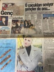 SABAH MELODİ GAZETESİ VE SABAH TELERAMA GAZETESİ - 14 Kasım 1996 -Karikatürler-Walt Disney/Boncuk-Mort Walker-Dick Browne/Bizim Aile-Tom Armstrong/Marvin-Graham Allen-John Dodd/Kral Kedi-Süleyman Turan/Dön Artık-Astroloji-Bülent Kısa-Klinik-Meltem Pusat-Telerama Programı-Sabah Filmleri-Öğlen Filmleri-Akşam Filmleri-Erdoğan Sevgin-Gülaylar altın-İpek ongun-Elif Ergu-Özlem akalan-Hülya Özer Çiltaş-Merve Gürdere-Sothys Paris-Özlem akalan-Bıotherm-Cem Pala-Duygu Yıldız-LG-Goldstar-Candy-Home dergisi-Korcan karar-yasemince-Yasemin Yalçın-Sürahi Nine -Uğur Dündar-Mahsun Kırmızıgül-Ahmet Vardar-Ertürk Yöndem-Serap Aksoy-Sylvestet Stallone-Mehanem Golan-Sibel Can-Yasemin koşal-Lale oraloğlu-Süleyman Turan-Engin İnal-Funda barın—Ebru Destan-arzu Atalay-Emrah-Orhan Gencebay-perihan Savaş-dertler benim olsun—kanlı Deniz-Tarık Akan-Hale Soygazi-serhat Hacıpaşalıoğlu-hayat ağacı