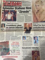 SABAH MELODİ GAZETESİ VE SABAH TELERAMA GAZETESİ - 14 Kasım 1996 -Karikatürler-Walt Disney/Boncuk-Mort Walker-Dick Browne/Bizim Aile-Tom Armstrong/Marvin-Graham Allen-John Dodd/Kral Kedi-Süleyman Turan/Dön Artık-Astroloji-Bülent Kısa-Klinik-Meltem Pusat-Telerama Programı-Sabah Filmleri-Öğlen Filmleri-Akşam Filmleri-Erdoğan Sevgin-Gülaylar altın-İpek ongun-Elif Ergu-Özlem akalan-Hülya Özer Çiltaş-Merve Gürdere-Sothys Paris-Özlem akalan-Bıotherm-Cem Pala-Duygu Yıldız-LG-Goldstar-Candy-Home dergisi-Korcan karar-yasemince-Yasemin Yalçın-Sürahi Nine -Uğur Dündar-Mahsun Kırmızıgül-Ahmet Vardar-Ertürk Yöndem-Serap Aksoy-Sylvestet Stallone-Mehanem Golan-Sibel Can-Yasemin koşal-Lale oraloğlu-Süleyman Turan-Engin İnal-Funda barın—Ebru Destan-arzu Atalay-Emrah-Orhan Gencebay-perihan Savaş-dertler benim olsun—kanlı Deniz-Tarık Akan-Hale Soygazi-serhat Hacıpaşalıoğlu-hayat ağacı