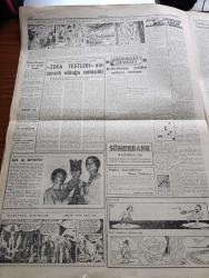 Cumhuriyet Gazetesi - 15 Haziran 1960 - Polis Ve Politika Yazan Nadir Nadi Köşe Yazısı - Milli Birlik Komitesinin Dünkü Tebliği Milli İnkılap Hareketi Hiçbir Şahıs Ve Zümrenin Lehine Yapılmamıştır- Sabıkların Duruşması İstanbulda Yapılacak - Celal Bayar Ve Adnan Menderes'e Gönderilen Eşyalar - Üsküdar Vapuru Faciası İle İlgili Bir İddia - Devlet Ve Hükümet Başkanı Orgeneral Cemal Gürsel - Umumi Af Çıkarmak İçin Hazırlık Başladı - Demokrat Parti İçin Nasıl Para Toplandı -  Yıldızlar Mahallesinde Komiserdim Beverly Hills Yazan Clinton Anderson Yazı Dizisi - Niçin Atatürk Hasan Ali Yücel Köşe Yazısı - Dümensiz Gemi Yazan Rikkat Köknar Yazı Dizisi - Tito Tarafsız Devletleri Sulhü Kurtarmaya Çağırdı - Afrika Devletleri Konferansı Açıldı - At Vebası Hastalığı Irak'tan Güney Doğu İllerimizden Sirayet Etti - Madagaskar 25 Haziran'da Bağımsızlığa Kavuşacak - Zeka Testlerinin Zararlı Olduğu Anlaşıldı -Başkasının Günahı Çizen Yves Sayol -  Beden Terbiyesi Umum Müdürü Hüsamettin Güreli