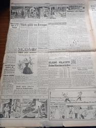 Cumhuriyet Gazetesi - 24 Haziran 1960 - İkisi Arasında Koca Bir Gam Var Yazan Nadir Nadi Köşe Yazısı - Devlet Başkanı Cemal Gürsel Gazete Sahip Ve Başyazarları İle Bir Toplantı Yaptı - Bakanların Kurulunun Aldığı Mühim Bir Karar - Partilerin Ocak Ve Bucak Teşkilatı Kaldırılacak - Bütün Yurtta Polis İle Millet Elele Verdi - Topkapıda İsmet İnönü Paşaya Karşı Suikast Teşebbüsünü Önleyen Binbaşı Kenan Bayraktarın İfşaatı - Kayıp Talebelerle İlgili Yeni Bir Açıklama - Yurt Dışındaki Türkler De Hazineye Yardıma Koşuyor - Yıldızlar Mahallesinde Komiserdim Beverly Hills Yazan Clinton Anderson Yazı Dizisi - Dümensiz Gemi Yazan Rikkat Köknar Yazı Dizisi - Japon Başbakanı Kişi Nihayet İstifasını Verdi - Japonya'da Komünistler Dövüştü- Fidel Castro Aleyhtarı Bir Cephe Kuruldu - Resimli Roman Başkasının Günahı Çizen Yves Sayol - 1960 Plaj Modası - Koruyucu Melekler Aşkın Gözleri Çizgi Roman - Şampiyon Beşiktaş Yazan Haluk San Yazı Dizisi - 598. Kırkpınar Güreşleri Bugün Edirne'de Başlıyor